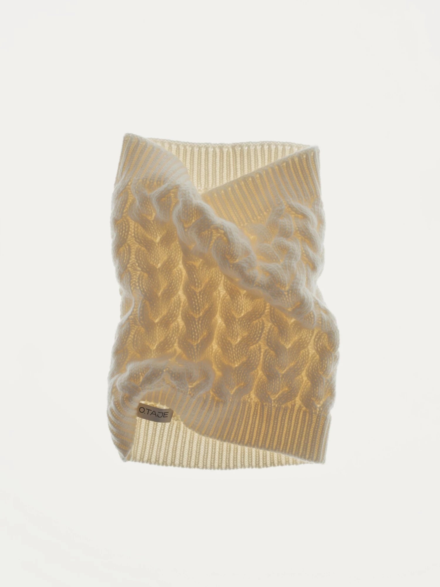 Annie Cable-Knit Snood