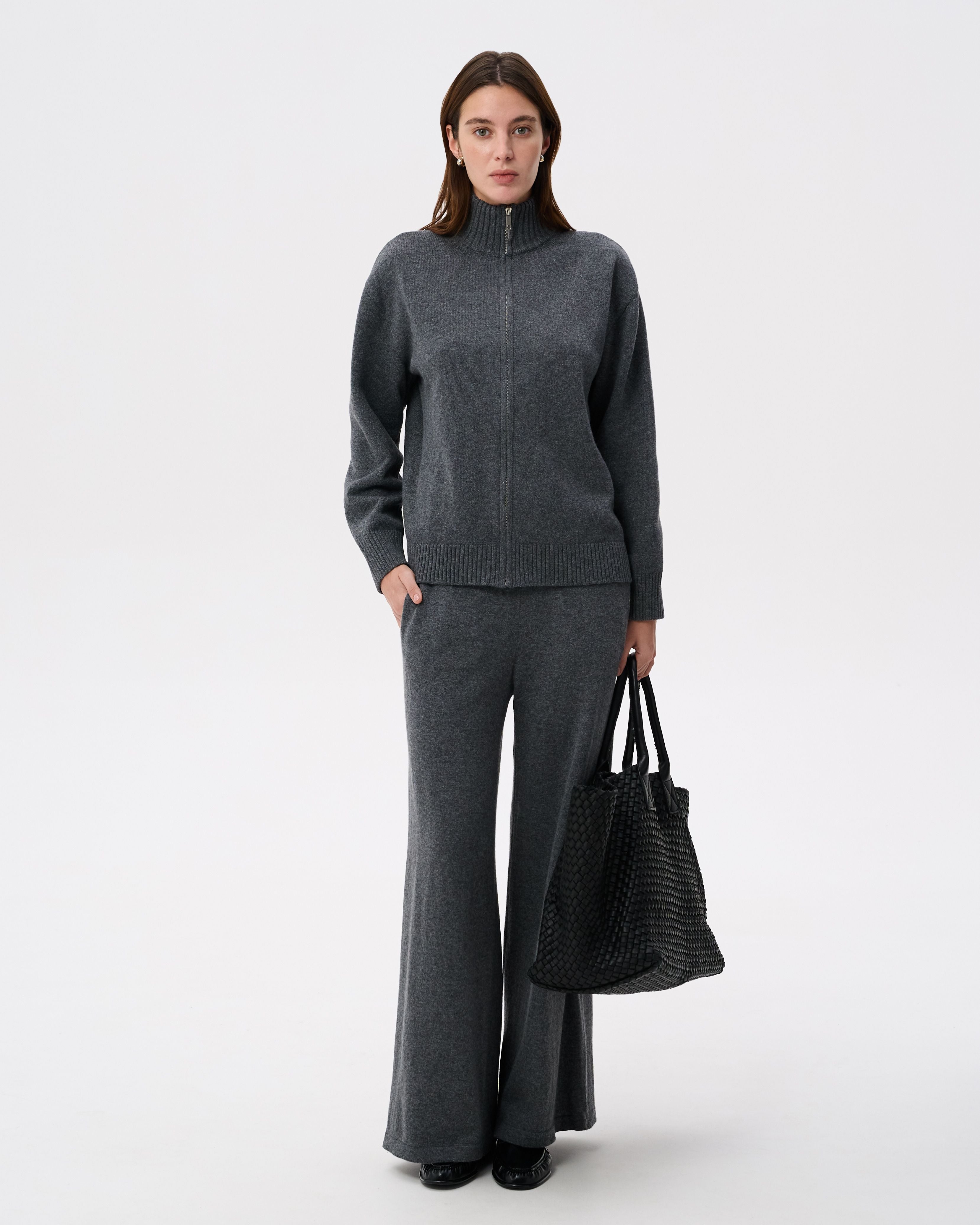 Premium Wool Wide-Leg Pants