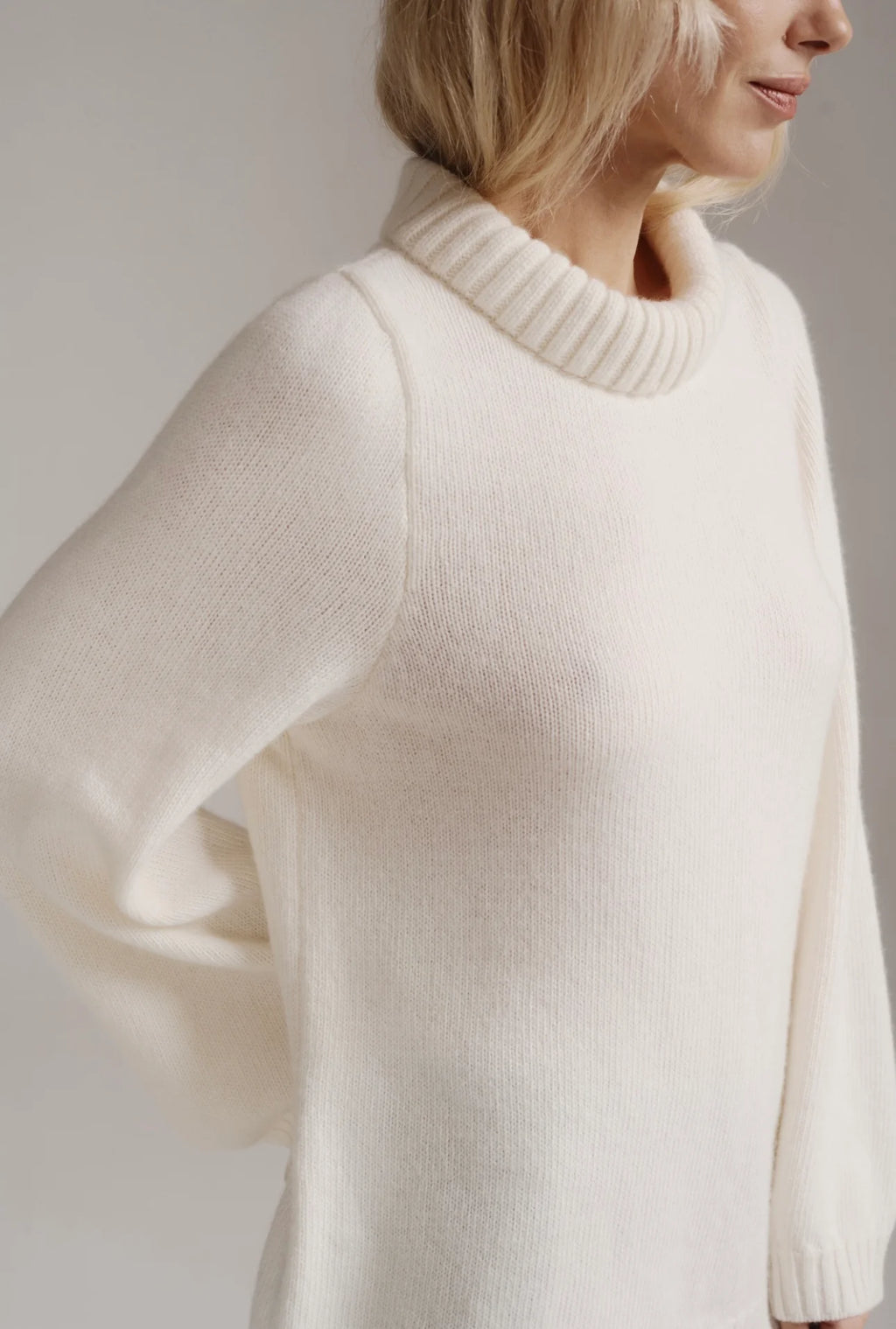 Swan Lambswool Sweater