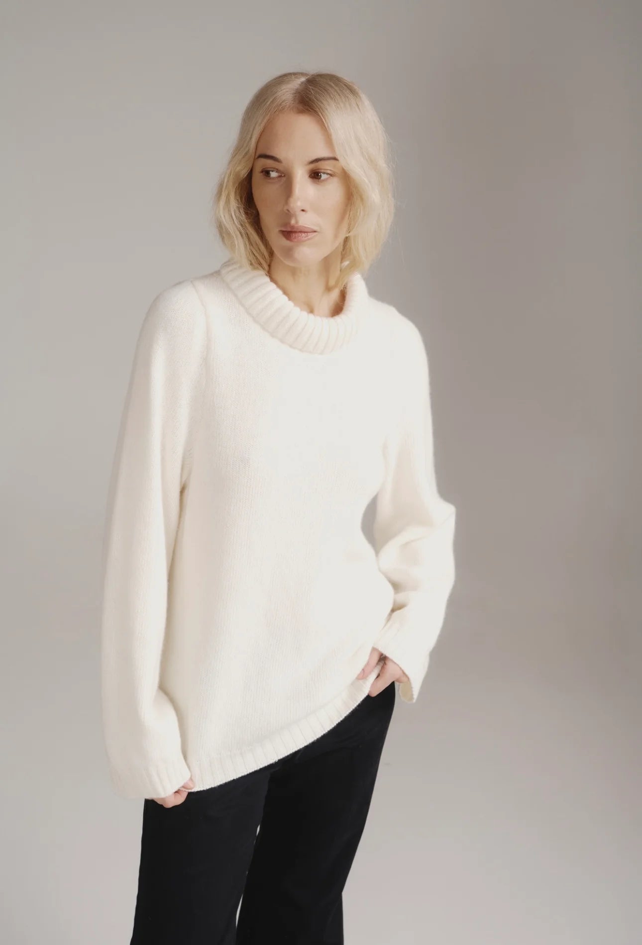 Swan Lambswool Sweater