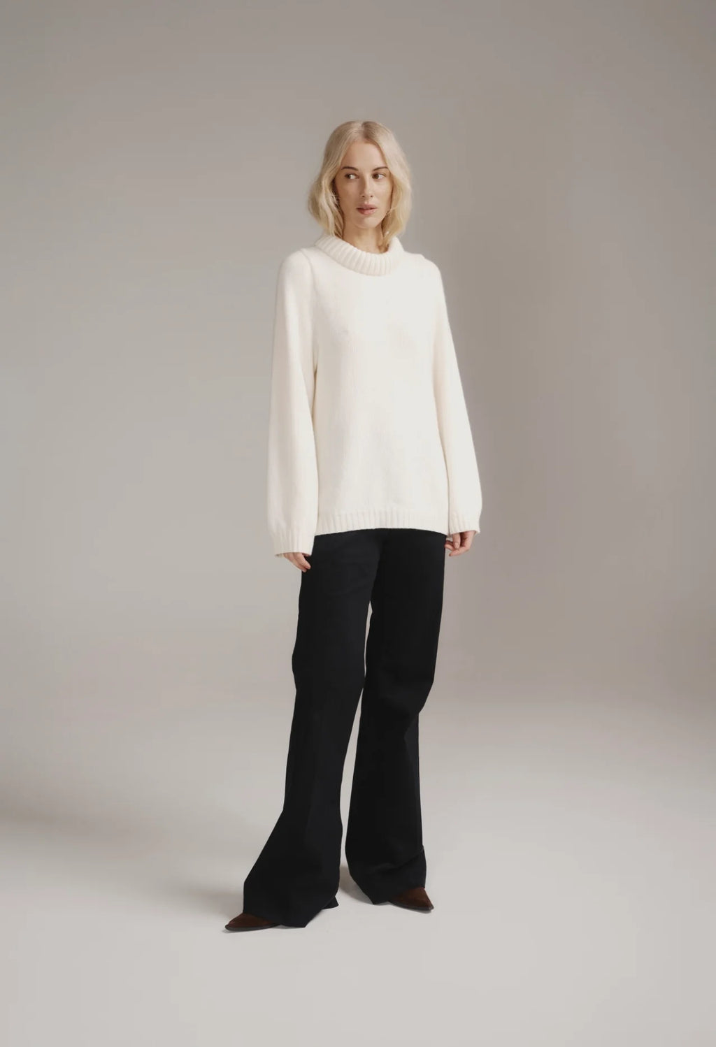Swan Lambswool Sweater