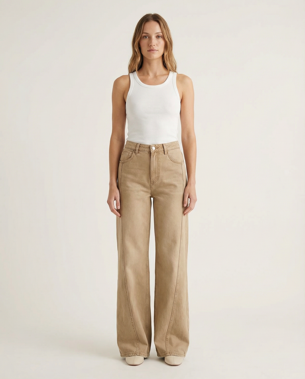 Wide-Leg Beige Jeans with Front Seam